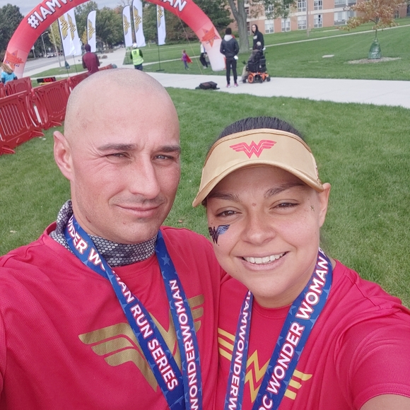 Meet your Posher, Jennifer - Picture 1 of 1